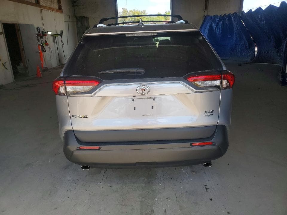 2021 TOYOTA RAV4 XLE PREMIUM 6