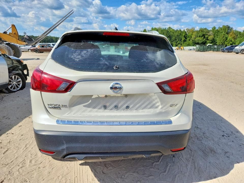 2018 NISSAN ROGUE SPORT SV 6