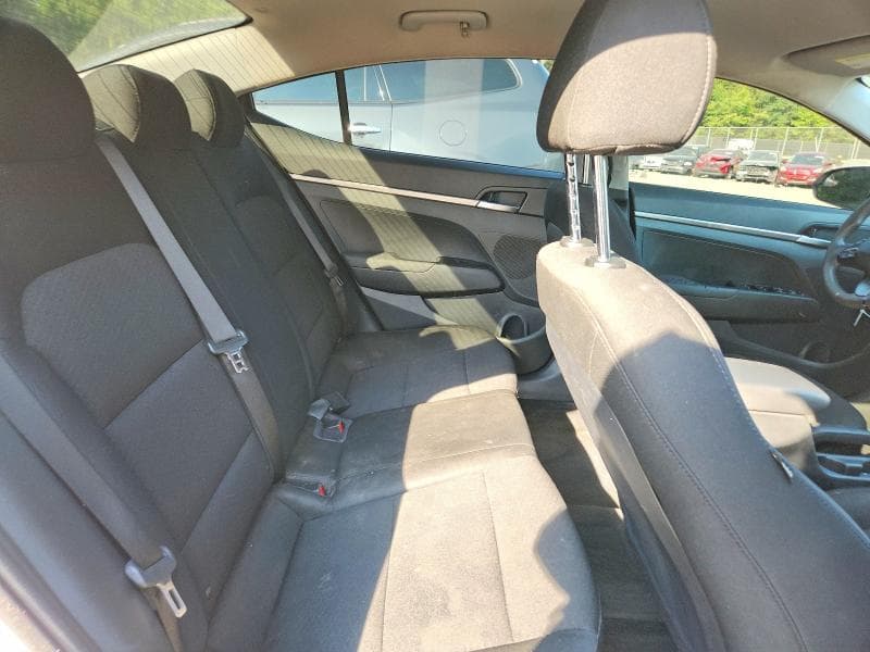 2019 HYUNDAI ELANTRA SE 10