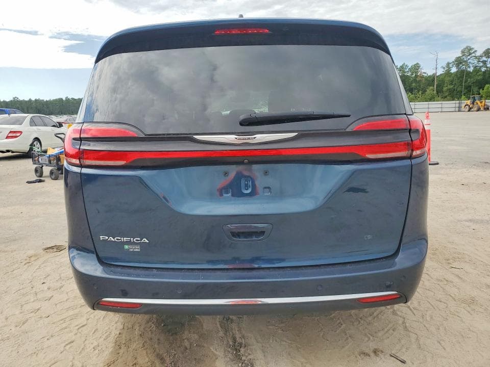 2023 CHRYSLER PACIFICA TOURING L 6