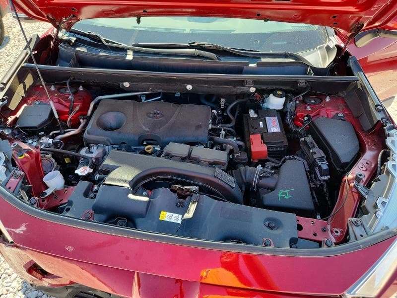 2019 TOYOTA RAV4 XLE 12