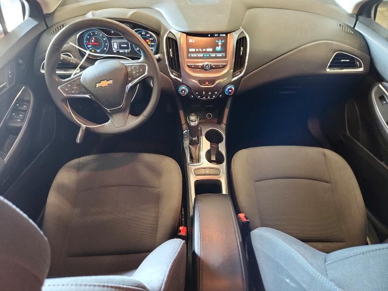 2017 CHEVROLET CRUZE LT 8