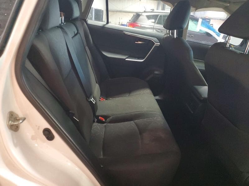 2023 TOYOTA RAV4 XLE 11