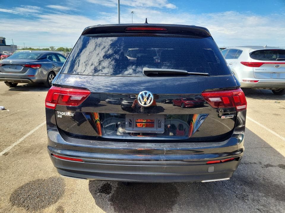 2021 VOLKSWAGEN TIGUAN SE 6