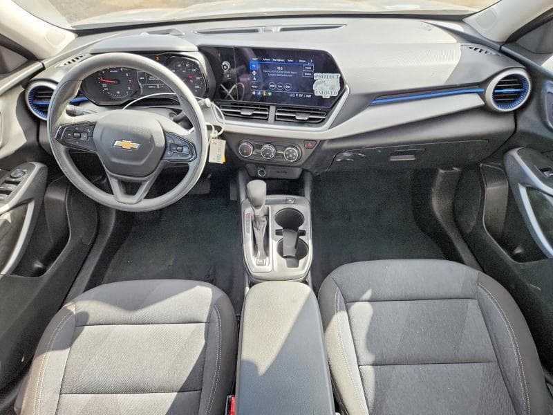 2024 CHEVROLET TRAX LS 8