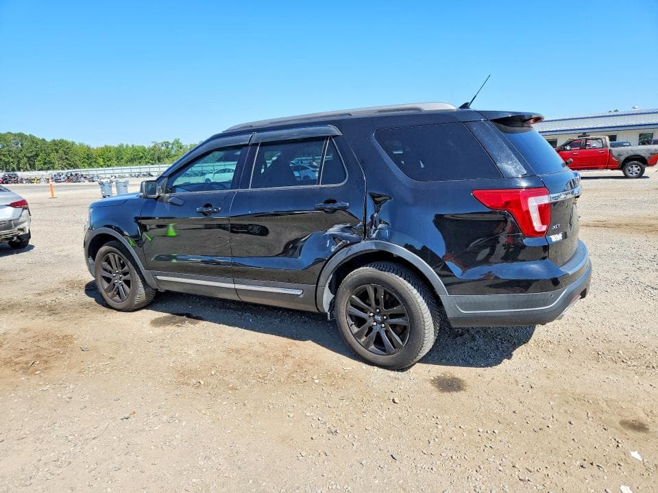 2018 FORD EXPLORER XLT 2
