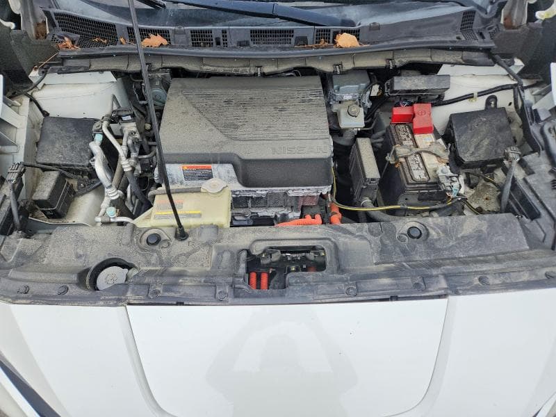 2018 NISSAN LEAF SL 11