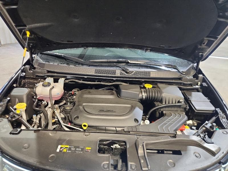 2027 CHRYSLER PACIFICA SELECT 12