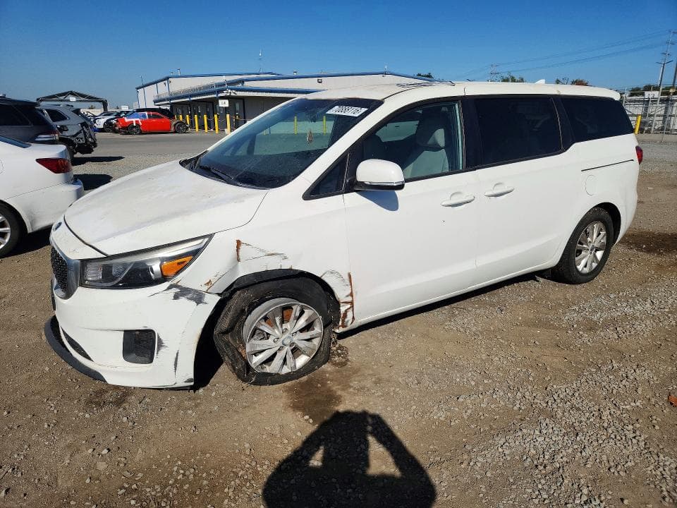 2017 KIA SEDONA LX