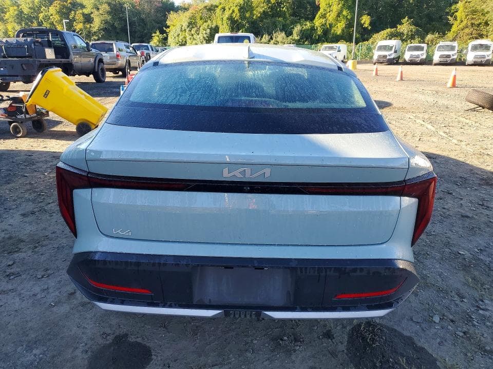 2026 KIA K4 LXS 6