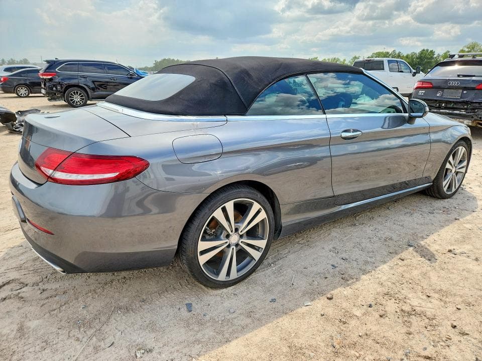 2017 MERCEDES-BENZ C 300 3
