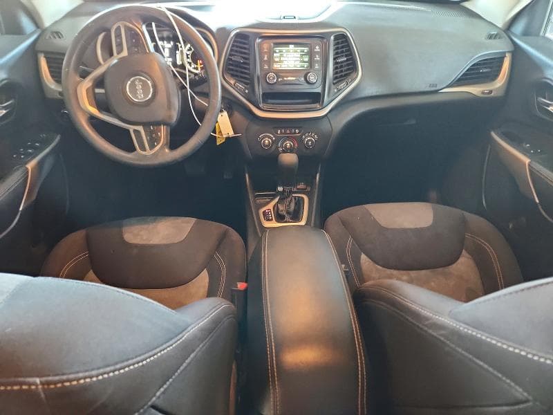 2018 JEEP CHEROKEE LATITUDE 8