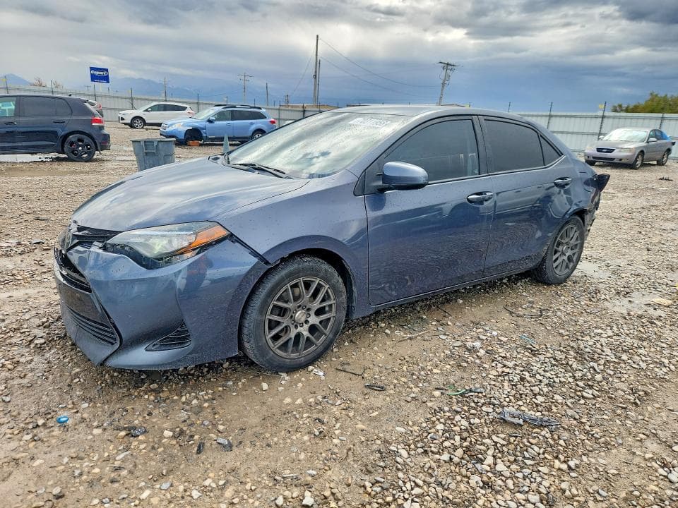 2017 TOYOTA COROLLA LE - 1