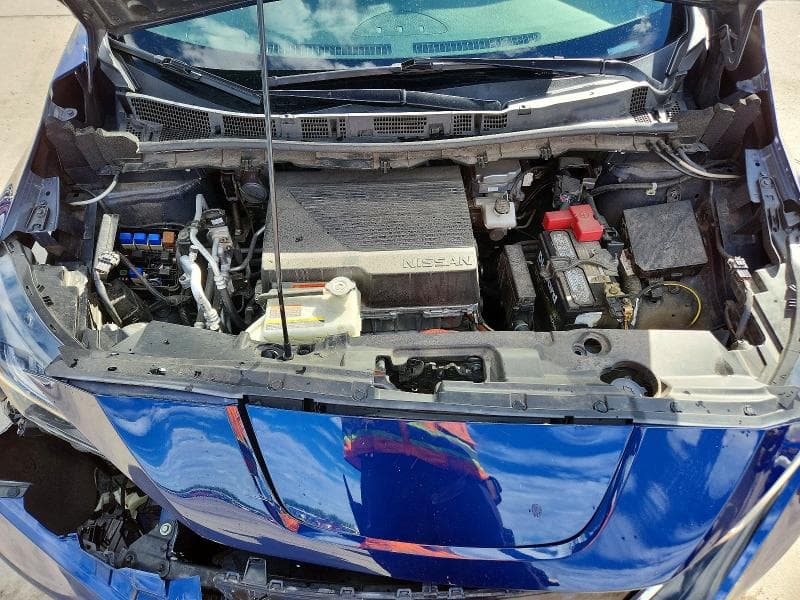 2022 NISSAN LEAF SV 11