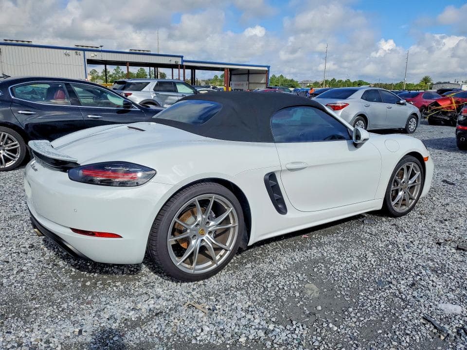 2017 PORSCHE BOXSTER 3