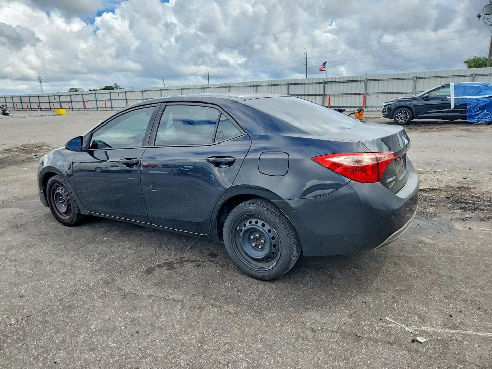 2017 TOYOTA COROLLA LE 2