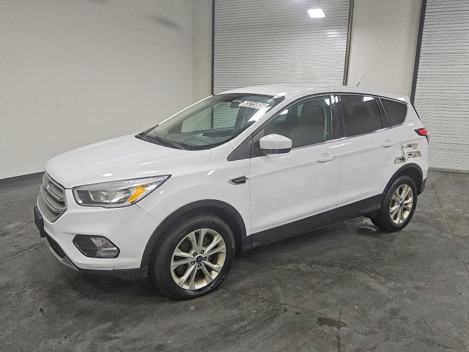 2017 FORD ESCAPE SE - 1