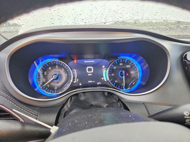 2020 CHRYSLER PACIFICA LIMITED 9
