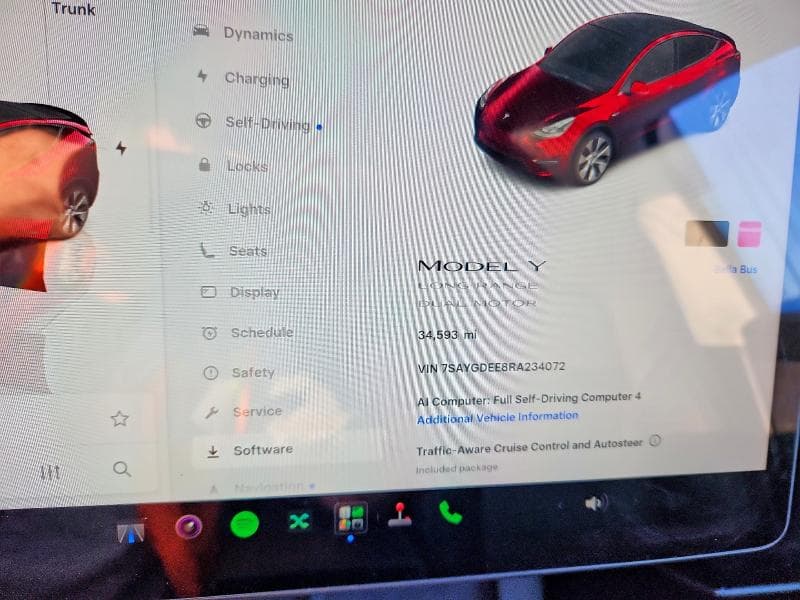 2024 TESLA MODEL Y 9