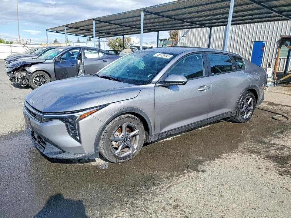 2025 KIA K4 LXS - 1