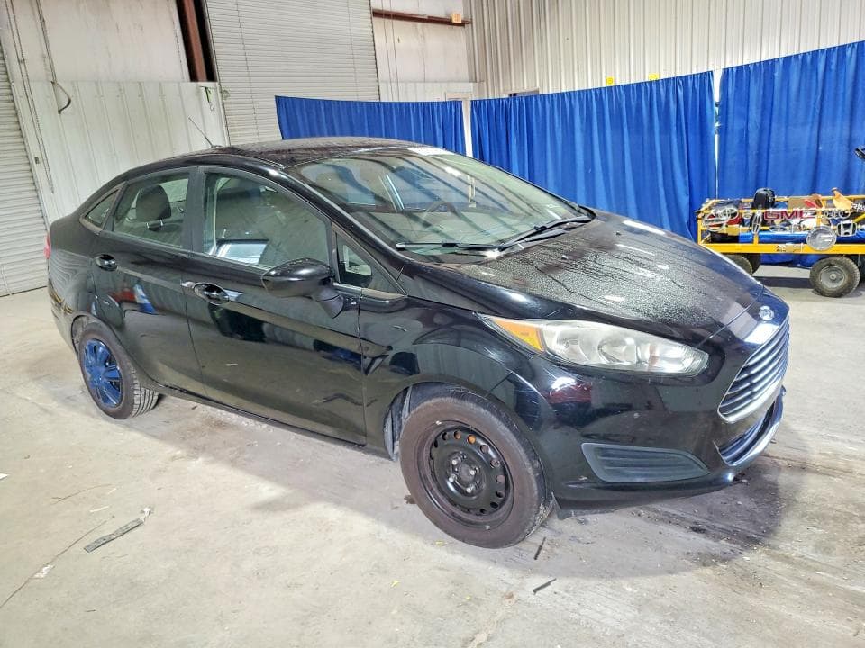 2017 FORD FIESTA S 4