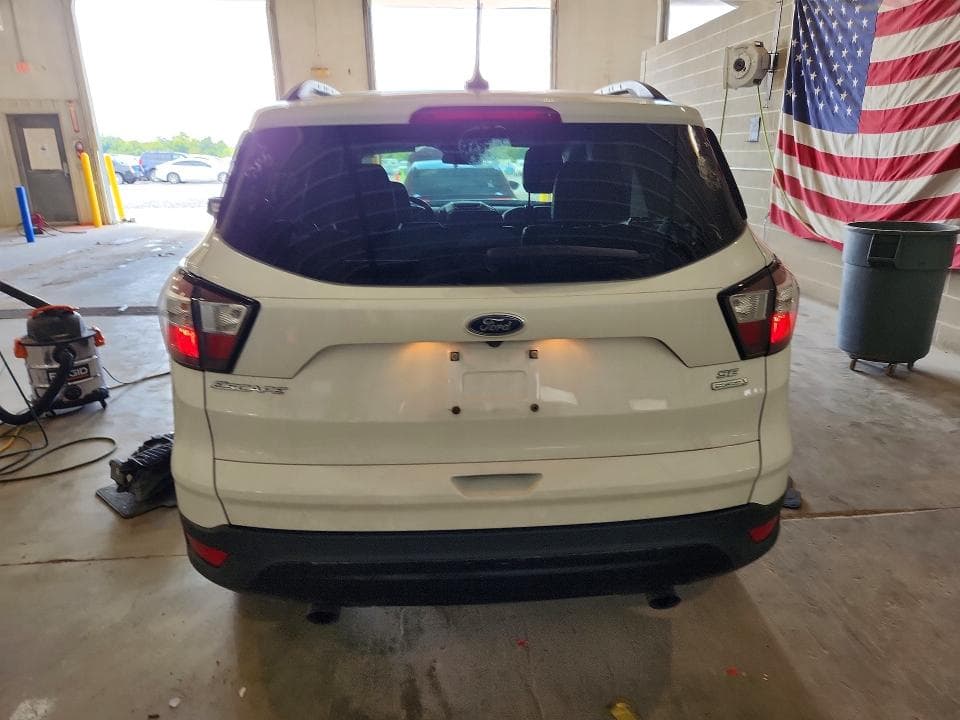 2018 FORD ESCAPE SE 6