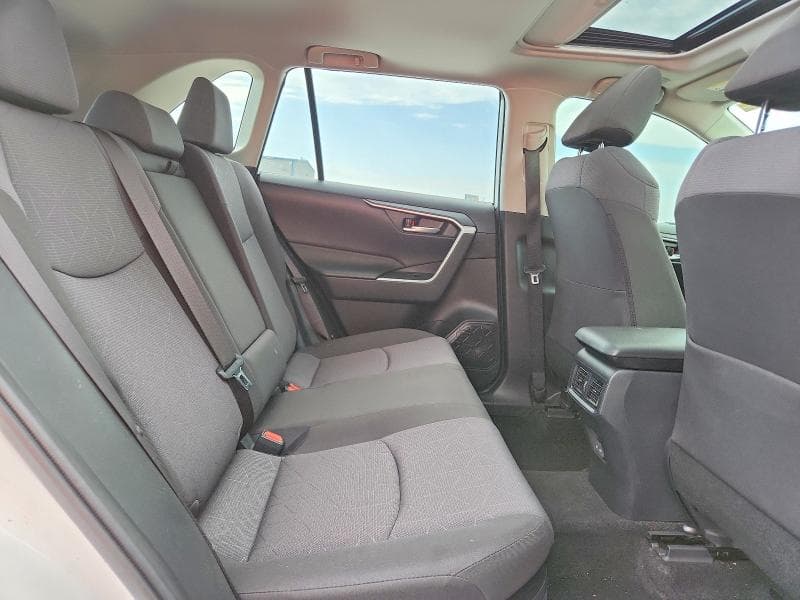 2025 TOYOTA RAV4 HYBRID XLE 11