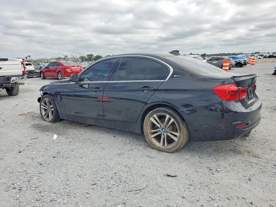 2018 BMW 330E 2