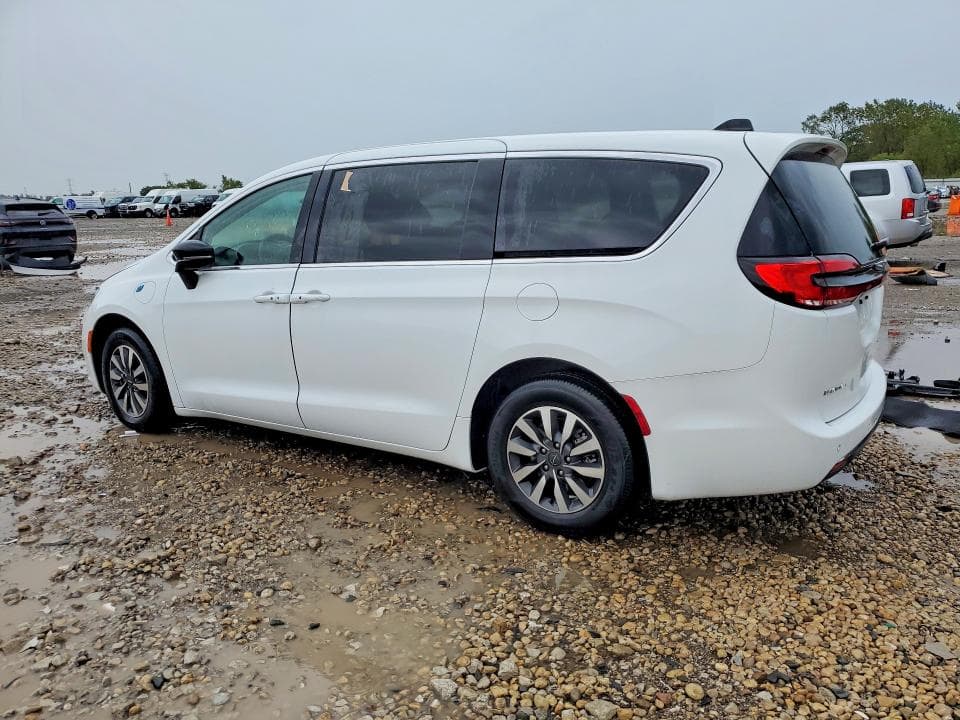 2024 CHRYSLER PACIFICA HYBRID SELECT 2
