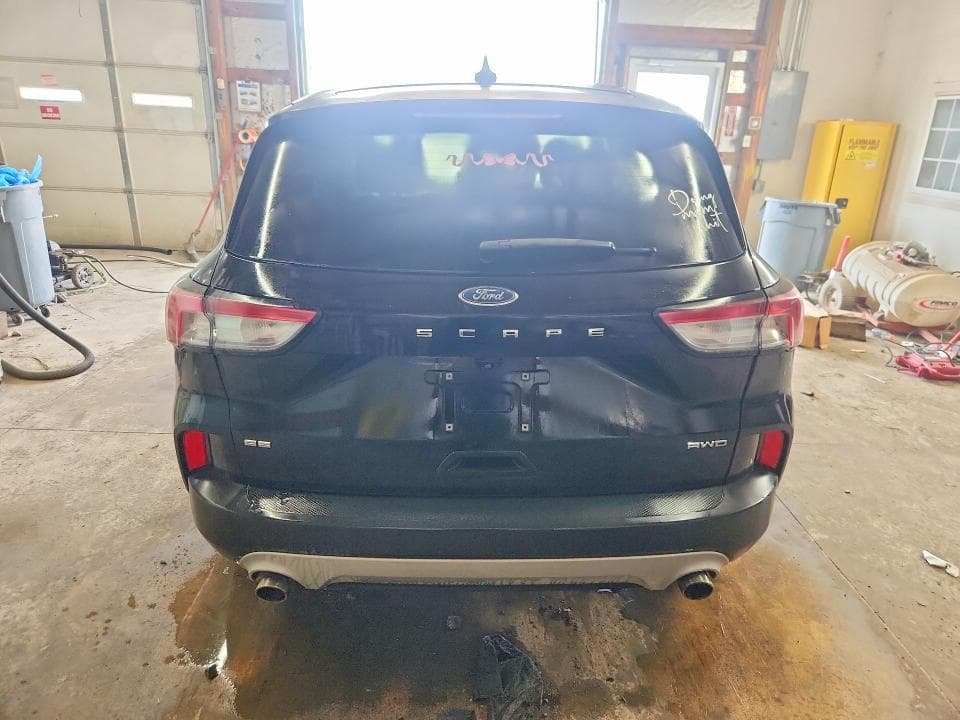 2021 FORD ESCAPE SE 6