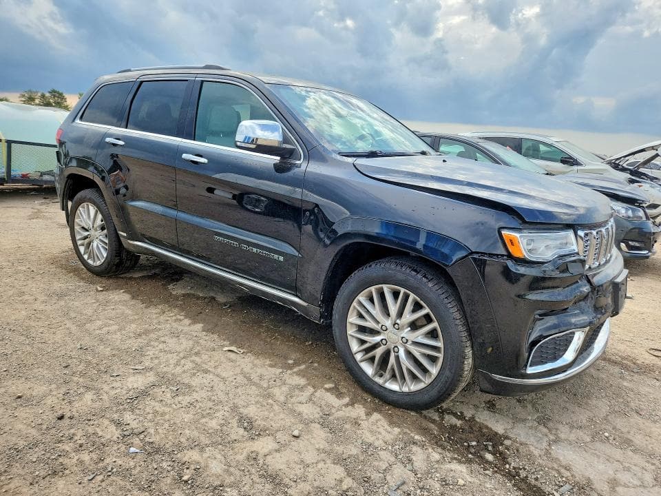 2017 JEEP GRAND CHEROKEE SUMMIT 4