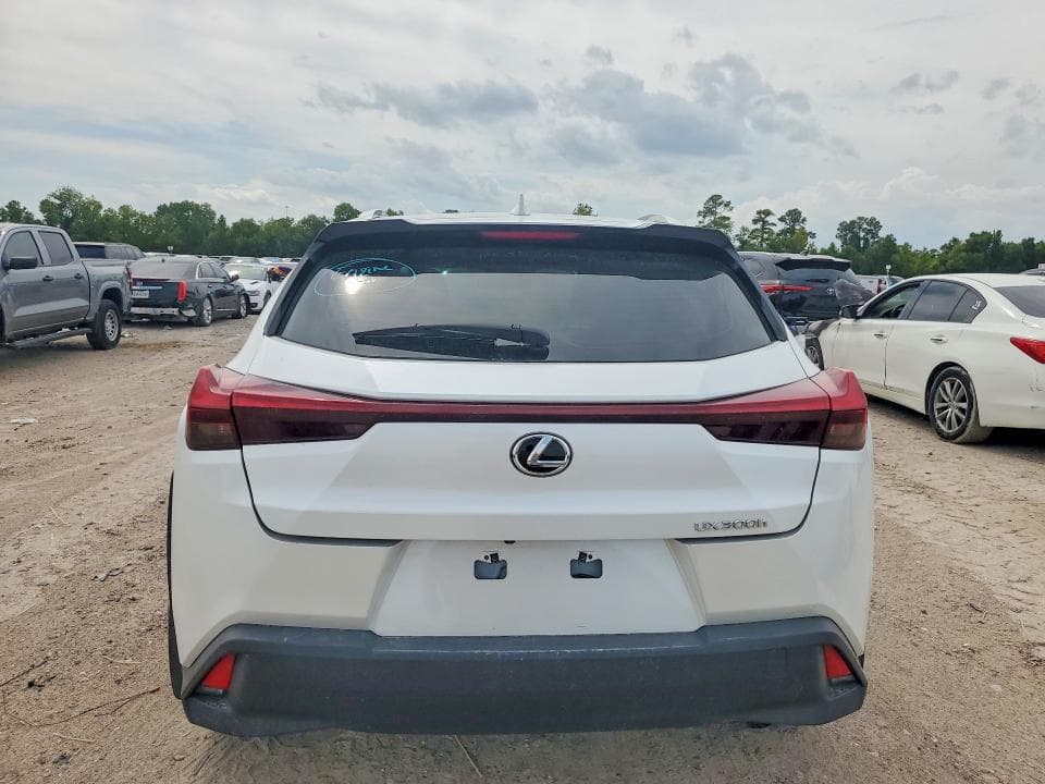2025 LEXUS UX 300H BASE 6