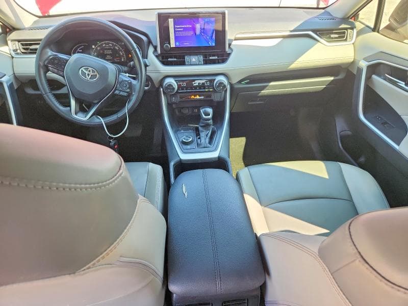 2024 TOYOTA RAV4 XLE PREMIUM 8