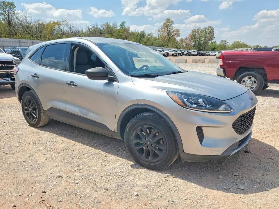 2022 FORD ESCAPE S 4