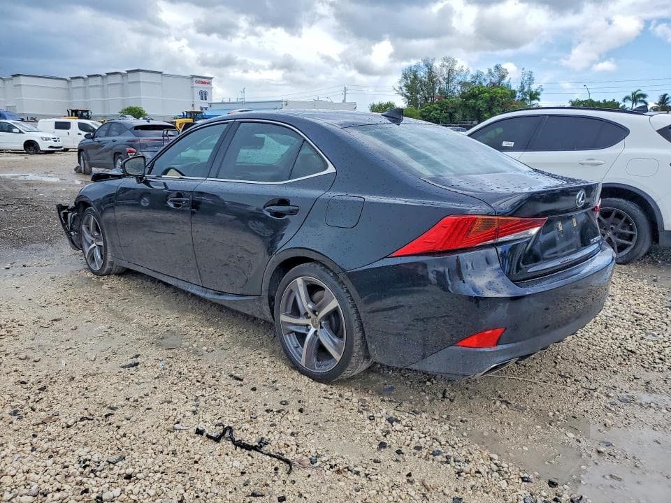 2017 LEXUS IS 200T 2
