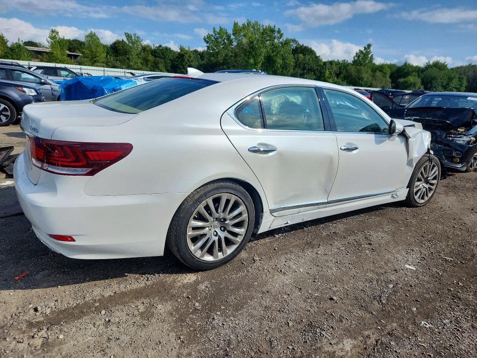 2017 LEXUS LS 460 3