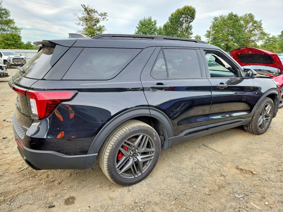 2025 FORD EXPLORER ST-LINE 3