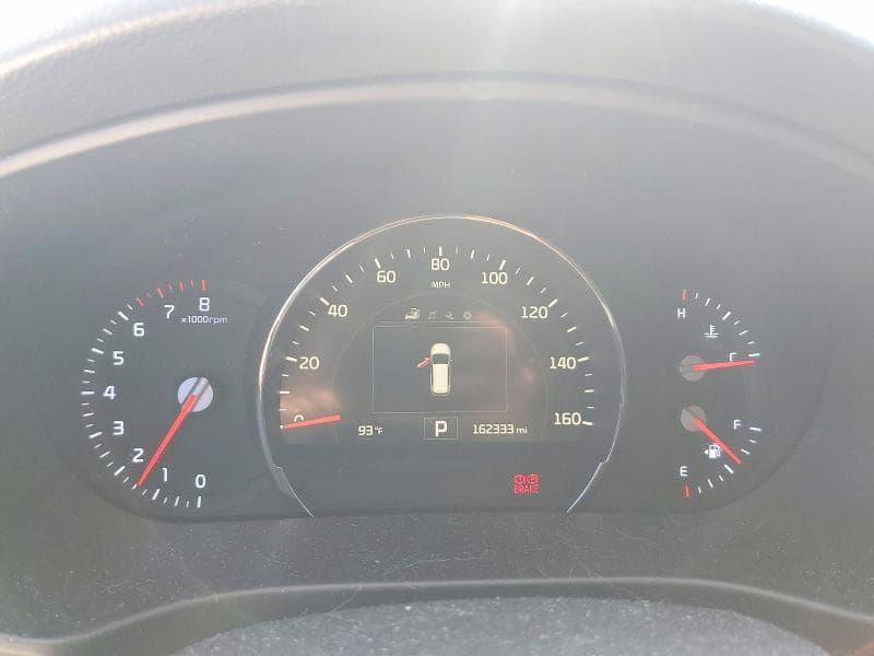 2017 KIA SORENTO EX 9