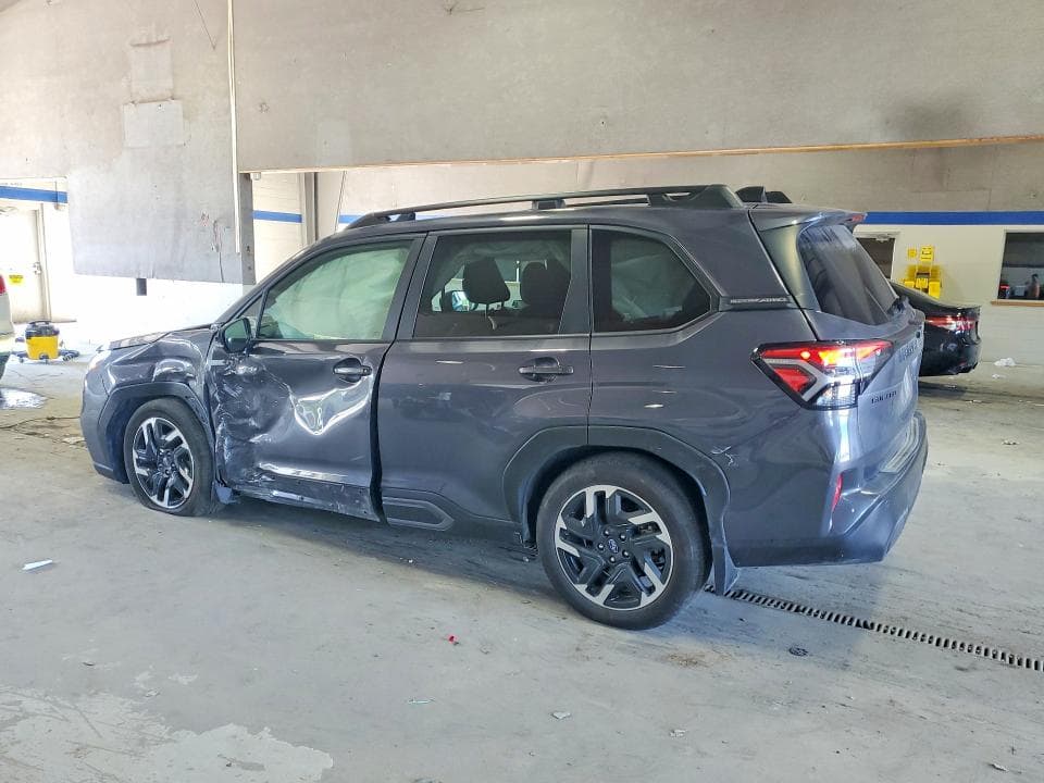 2025 SUBARU FORESTER LIMITED 2