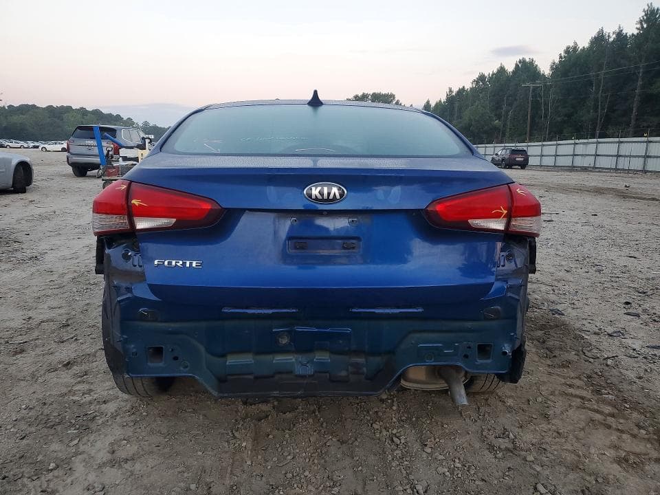 2018 KIA FORTE LX 6