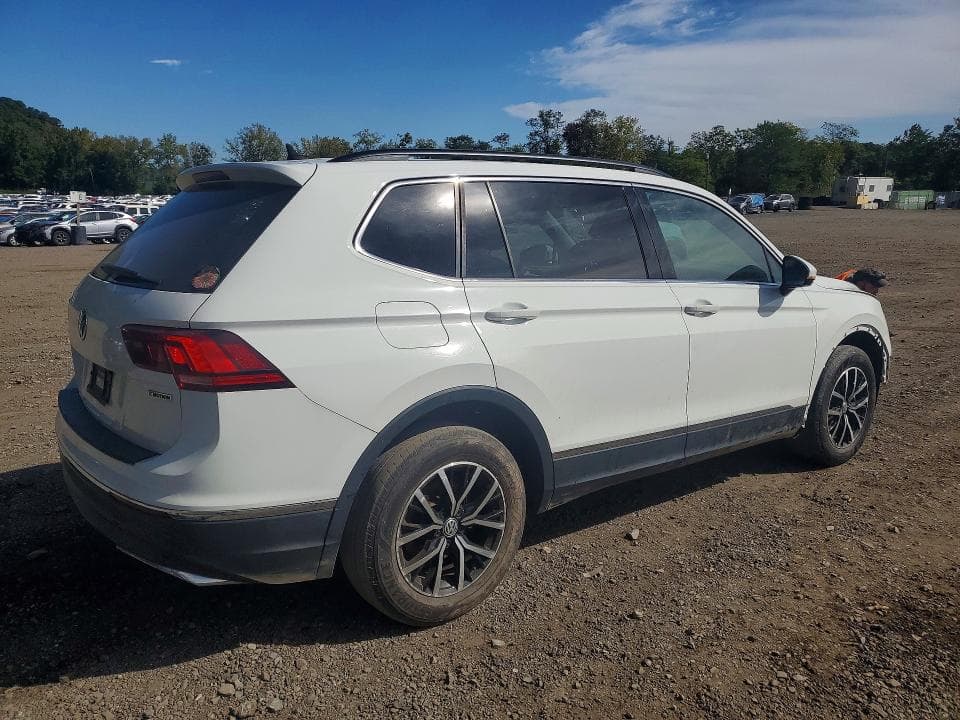 2021 VOLKSWAGEN TIGUAN SE 3