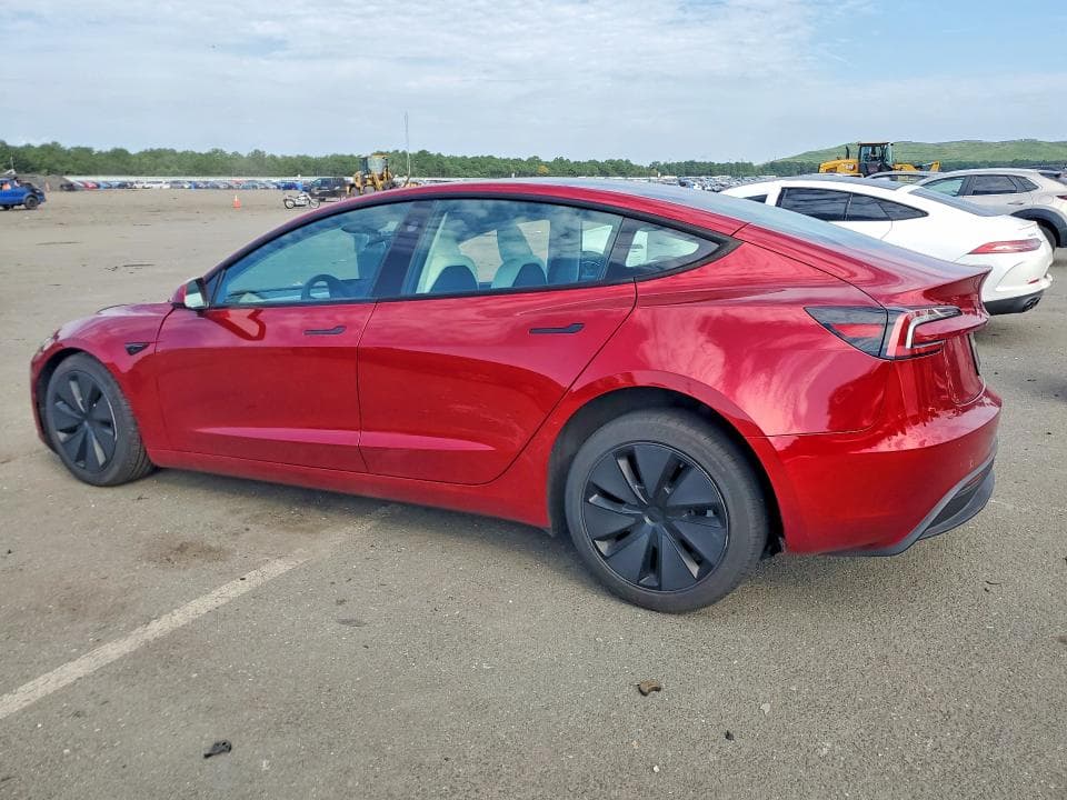2025 TESLA MODEL 3 2