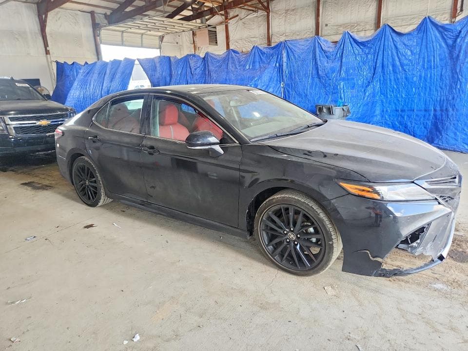 2023 TOYOTA CAMRY XSE 4