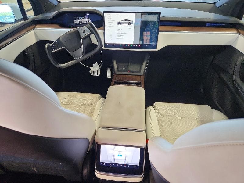 2022 TESLA MODEL X 8