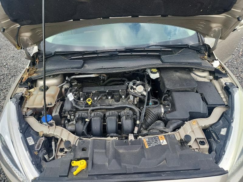 2017 FORD FOCUS SE 11