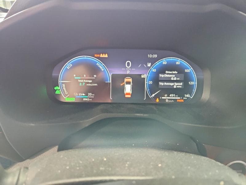 2025 TOYOTA RAV4 XSE 9