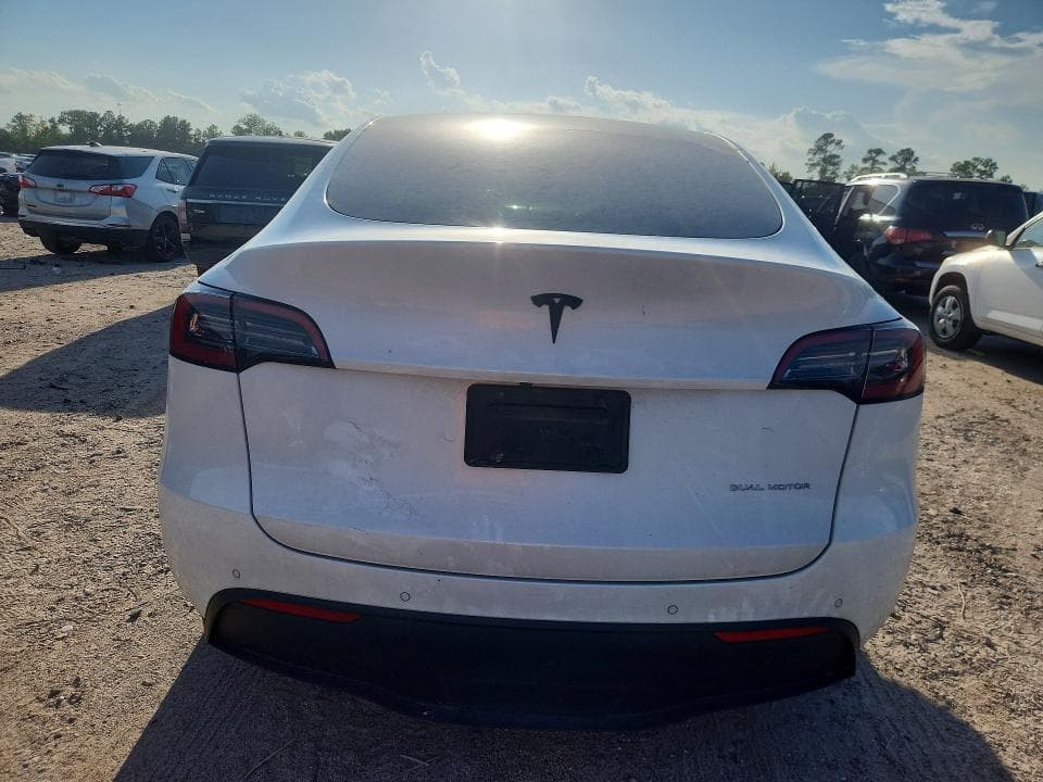 2022 TESLA MODEL Y 6