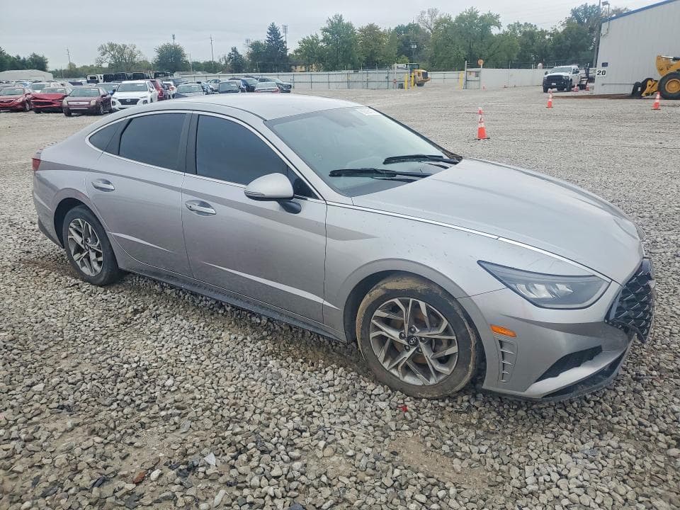 2020 HYUNDAI SONATA SEL 4