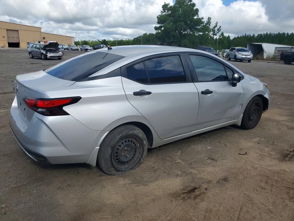 2020 NISSAN VERSA S 3