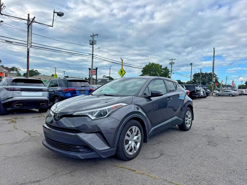 2019 TOYOTA C-HR LE 2
